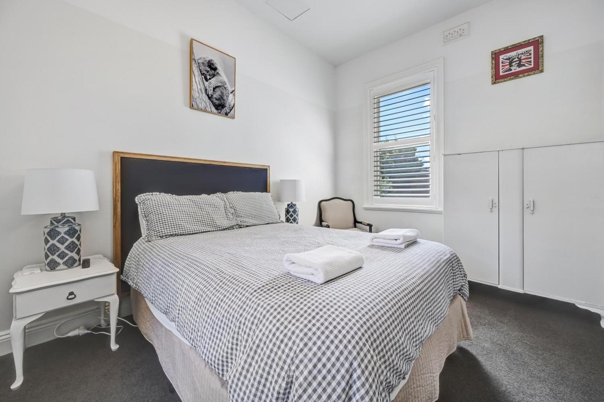 Street - 1890's Edwardian Gem Holiday home
